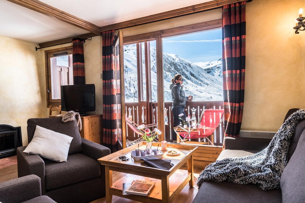 Four-Bedroom Apartment,391548862:JPEG